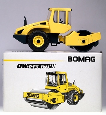 BOMAG BW 213 DH 4 Walze Bomag 1/50 