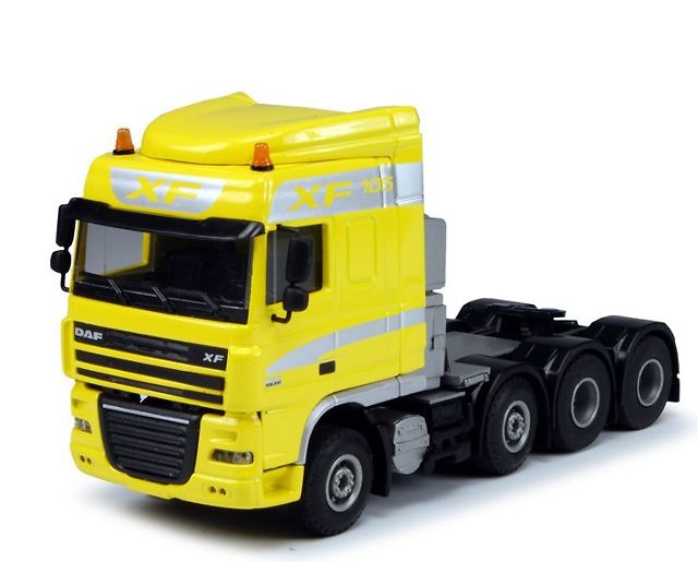 DAF XF105 Space Cab 8x4, Lion Toys 20652 Masstab 1/50 