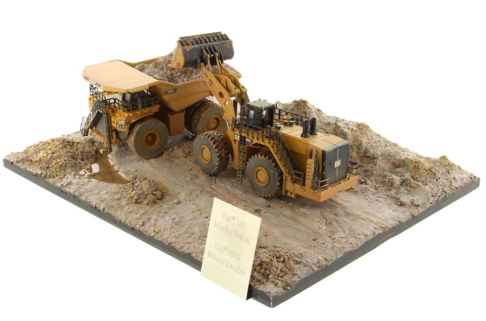 Diorama Cat 797 + Cat 994k Diecast Masters 85762 Masstab 1/125 