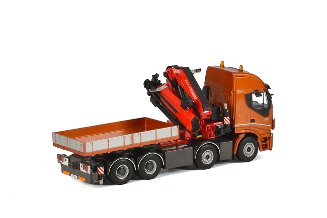 Iveco Stralis Fassi 1100 + Ballast box Wsi Models 04-1167 