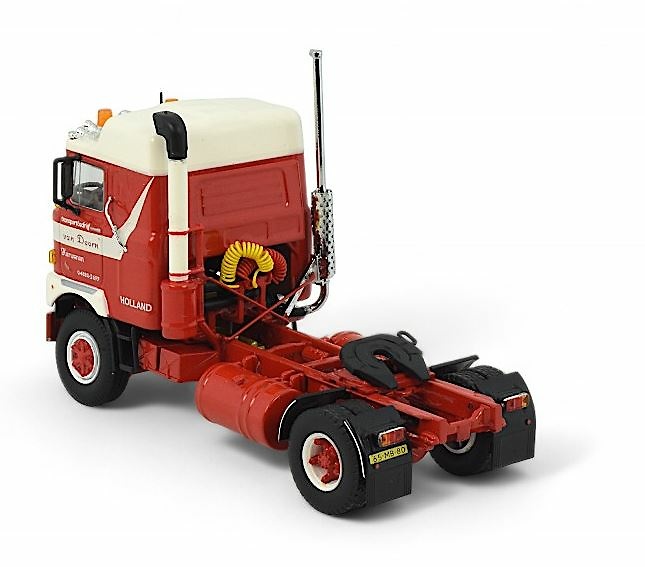 Mack F700 Hoog Dak 4x2 Doorn, van Tekno 83804 im Maßstab 1:50 