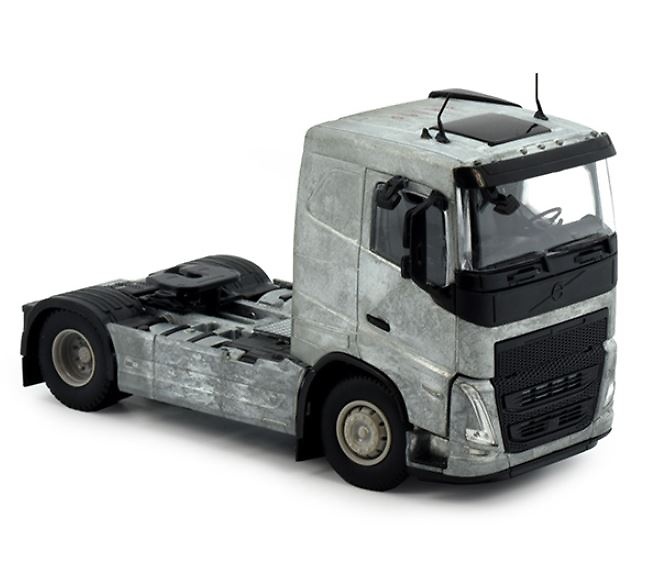 Modell-Bausatz Volvo FH05 low cab 4x2 Tekno 84597 im Maßstab 1:50 