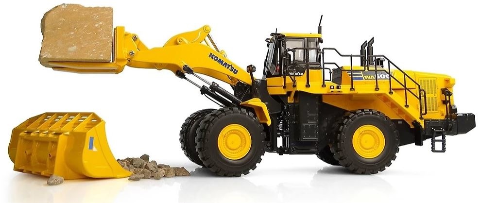 Radlader Komatsu WA600-8 Universal Hobbies 8153 Maßstab 1/50 