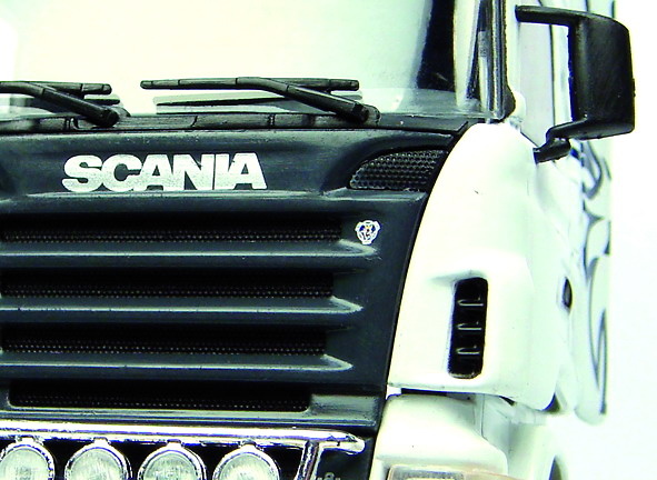 SCANIA R580 Zugmaschine Weiss UH 1/50 