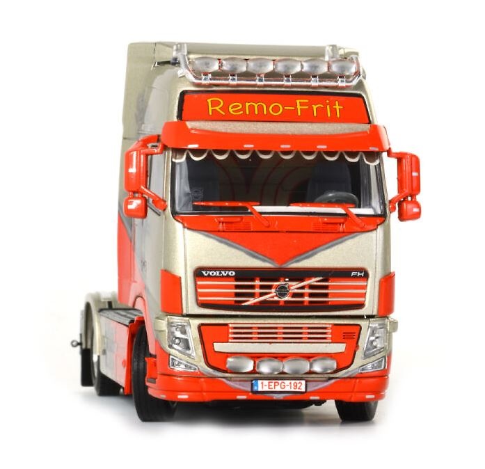 Volvo FH3 Globetrotter XL 4x2 LKW Lieven van Moer WSI Models 01-1315 Maßstab 1:50 