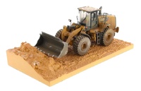 Cat 966 Weathered mit diorama Diecast Masters 85703 Masstab 1/50