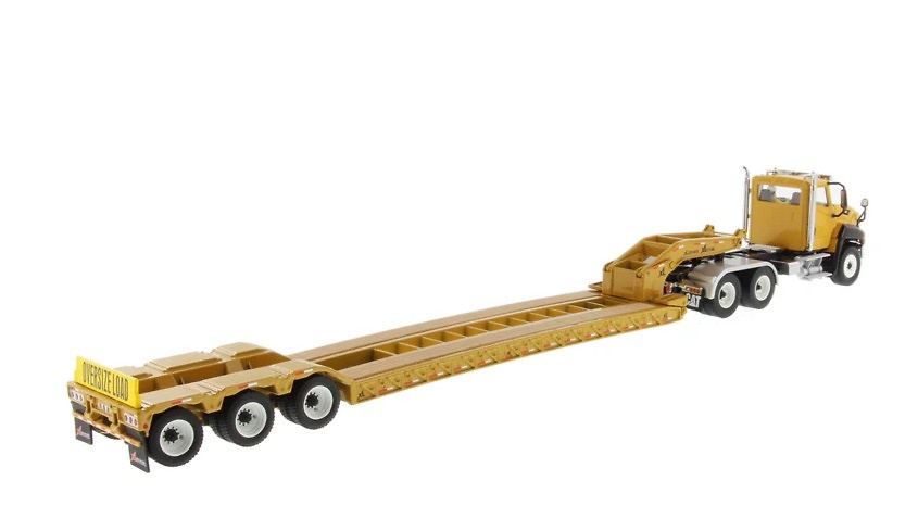 Cat CT660 Day Cab Tractor with XL120 Low-Profile HDG Trailer Diecast Master 85503c scale 1/50 