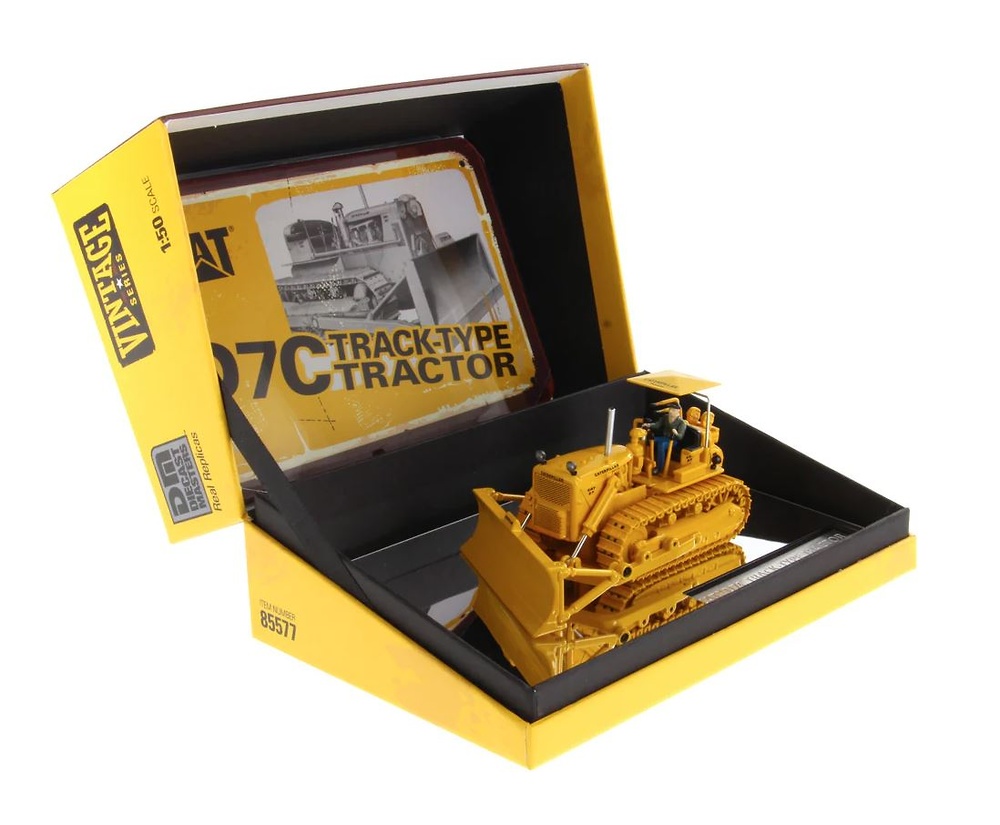 Cat D7C Track Type Tractor Diecast Masters 85577 scale 1/50 