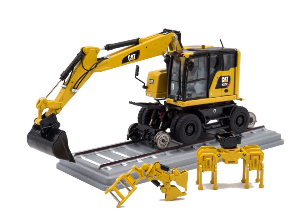 Cat M323F Railroad Wheeled Excavator Diecast Masters 85661 scale 1/50 