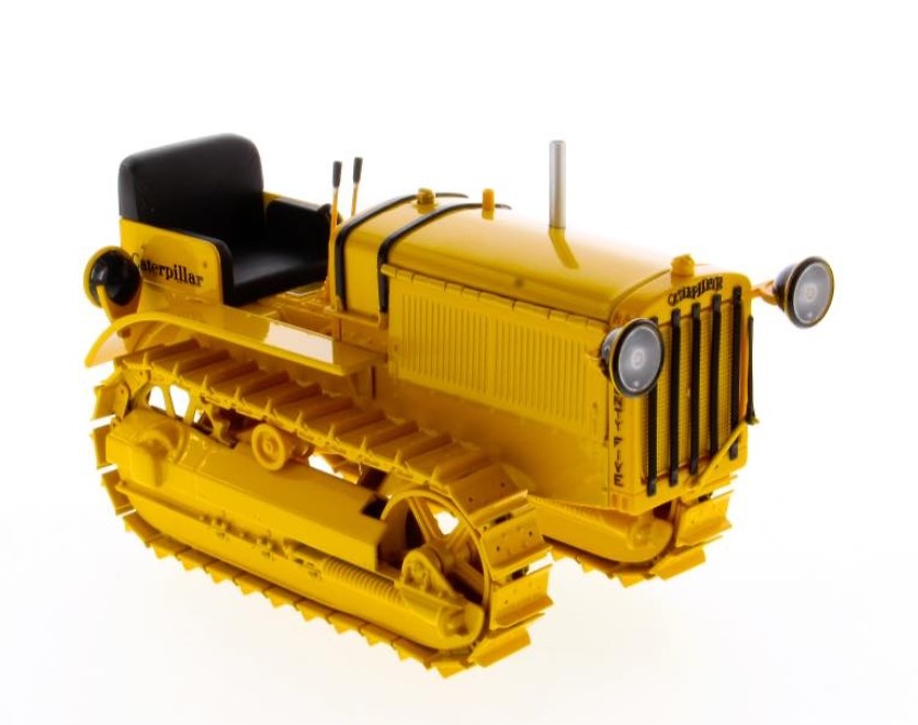 Caterpillar Cat 25 Tractor Diecast Masters 85679 scale 1/16 