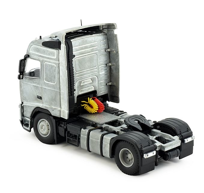 Kit Volvo FH02 Globetrotter 4x2 Tekno 87405 scale 1/50 