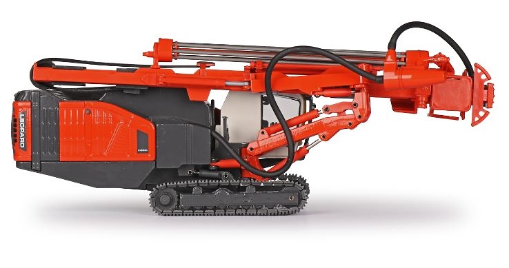 Sandvik Leopard DI650i drilling rig Conrad Modelle 2525 scale 1/50 