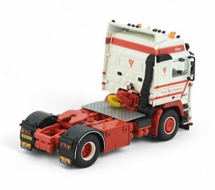 Set 2 trucks Volvo F16 Globetrotter and Volvo FH16 Globetrotter XL Tekno 86018 in 1/50th scale 