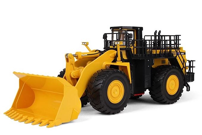 Wheel loader Komatsu WA900-3 First Gear 3301scale 1/50 