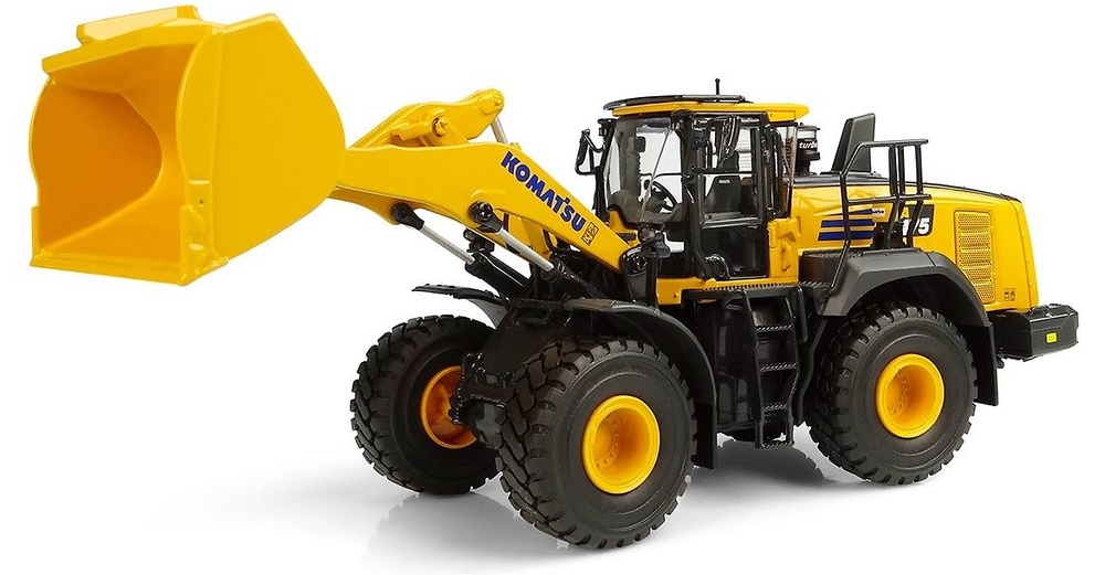 wheel loader Komatsu WA475-10 Universal Hobbies 8146 scale 1/50 