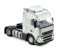 Kit Volvo FH02 Globetrotter 4x2 Tekno 87405 scale 1/50