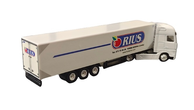 Camión Mercedes Actros + caja cerrada, Frutas Rius a escala 1/87 (sin espejos retrovisores) 