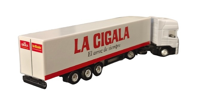 Camión Scania + caja cerrada, La Cigala a escala 1/87 (sin espejos retrovisores) 