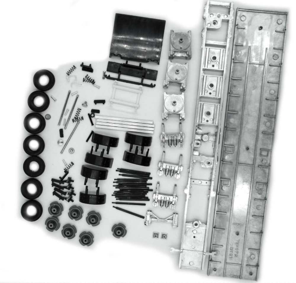 kit para montar remolque plataforma 3 ejes Tekno 81891 escala 1/50 