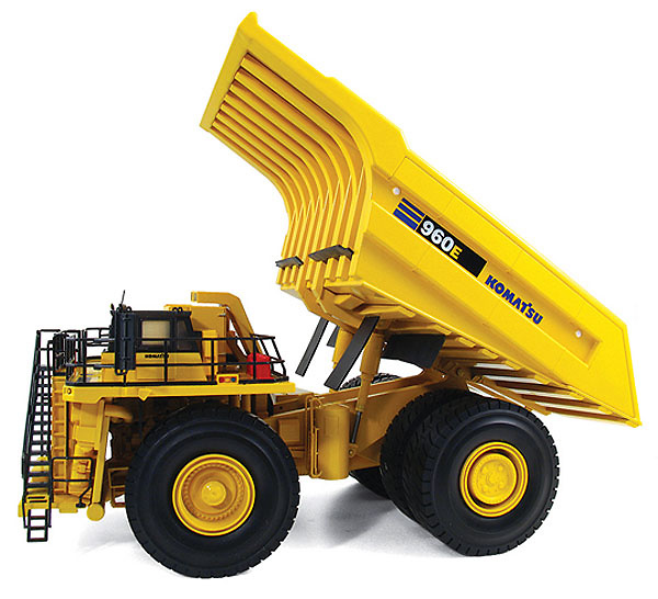 Komatsu 960E-2K Dumper Mineria (New Version), First Gear 3244 escala 1/50